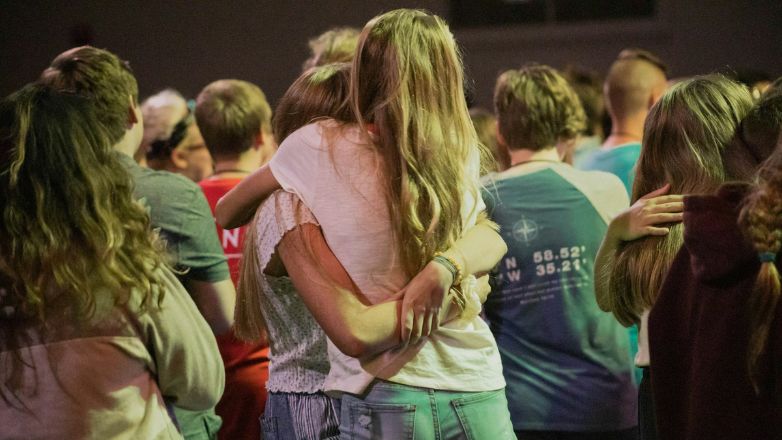 Αγωνία για τα 100 παιδιά με γαστρεντερίτιδα σε κατασκήνωση στο Γραμματικό – «Φταίει το επισκεπτήριο» λέει η ιδιοκτήτρια