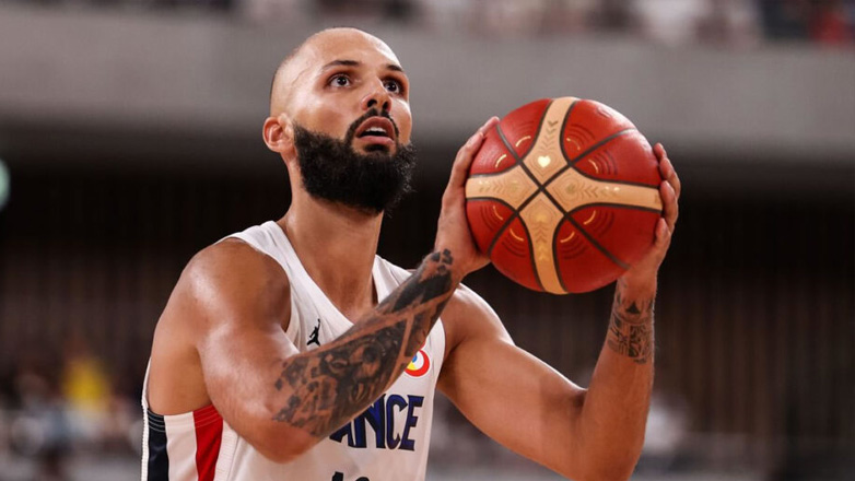 «Ο Ολυμπιακός κατέθεσε επίσημη πρόταση στον Εβάν Φουρνιέ»