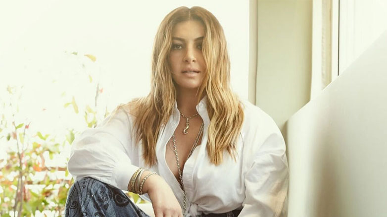 Έλενα Παπαρίζου: Αναφέρθηκε για πρώτη φορά στα δημοσιεύματα ότι πάσχει από σκλήρυνση κατά πλάκας