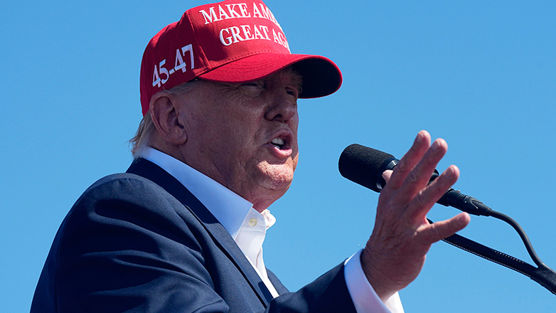 Ο Τραμπ «δεν πιστεύει» πως ο Μπάιντεν θα εγκαταλείψει την κούρσα για τον Λευκό Οίκο Ο Τραμπ «δεν πιστεύει» πως ο Μπάιντεν θα εγκαταλείψει την κούρσα για τον Λευκό Οίκο