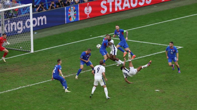 Euro 2024: Το εκπληκτικό ψαλιδάκι του Μπέλιγχαμ στο 90+5′ που έσωσε την Αγγλία απο τον αποκλεισμό!