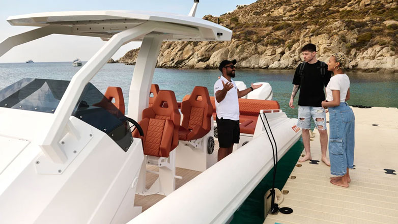 Uber Boat: Λειτουργία σε Μύκονο Σαντορίνη, Κέρκυρα και Αθηναϊκή Ριβιέρα
