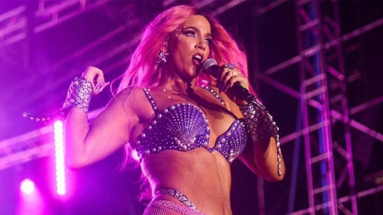 Η Κατερίνα Στικούδη μιλάει για το ατύχημα που είχε επί σκηνής