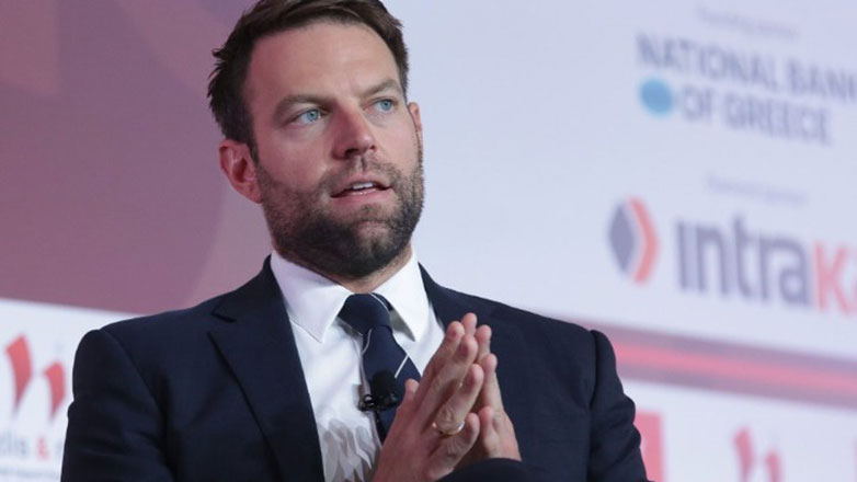 ECONOMIST-Στ. Κασσελάκης: «Τα κόμματα δεν είναι επιχειρήσεις για να έχουν συγχωνεύσεις και εξαγορές»