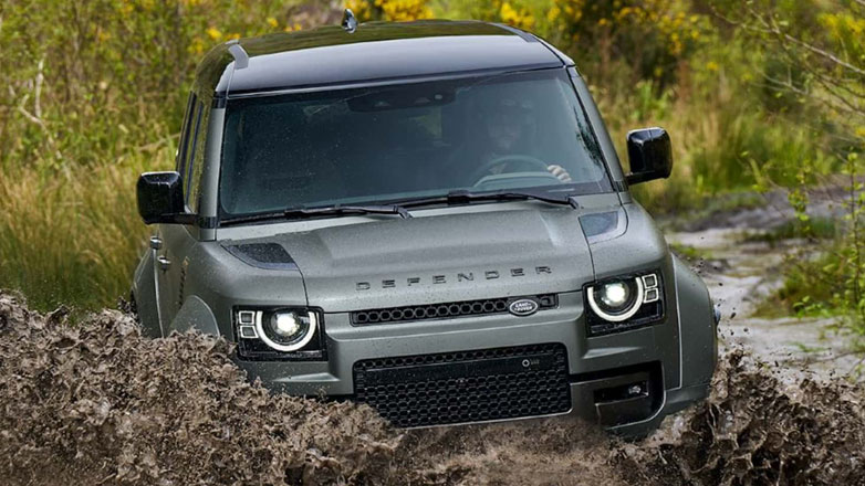Νέο Land Rover Defender Octa: Με 635 άλογα, 750 Nm ροπής και 0-100 σε 4 δευτ.