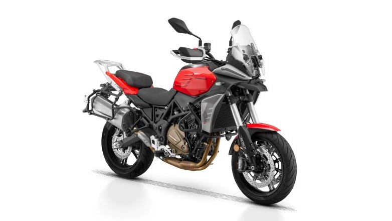 Ανακοινώθηκε η τιμή της νέας  QJMOTOR SRT 700S