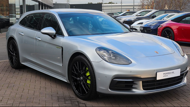 Η VW αφαιρεί τις εταιρικές Porsche από τον στόλο των διευθυντών και εκείνοι απαντούν με αγωγές