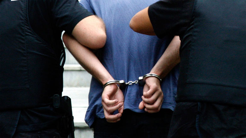 Έκρυβε ηρωίνη σε εγκαταλελειμμένο αυτοκίνητο