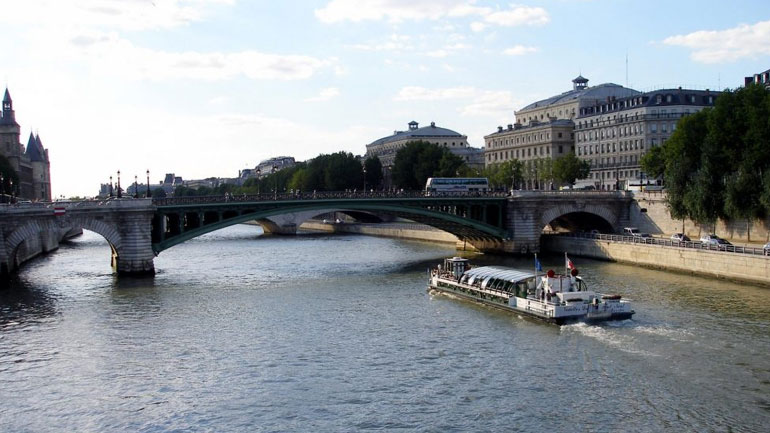 Παρίσι 2024: Η ποιότητα του νερού του Σηκουάνα βελτιώνεται