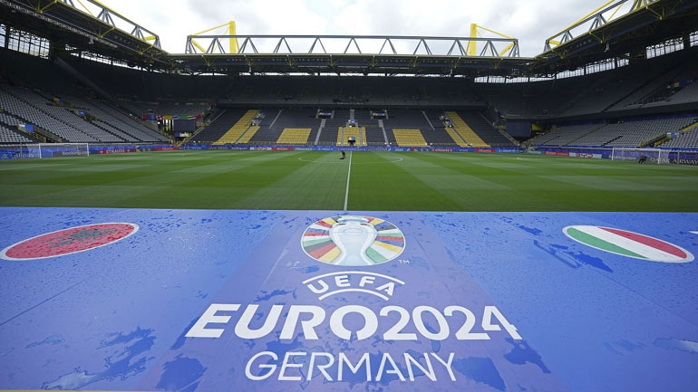 Σέντρα στα προημιτελικά του Euro 2024