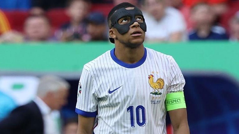 Εμπαπέ: «Να πάμε και να ψηφίσουμε, είναι επείγον, δεν μπορούμε να δώσουμε τη χώρα στα χέρια αυτών των ανθρώπων»