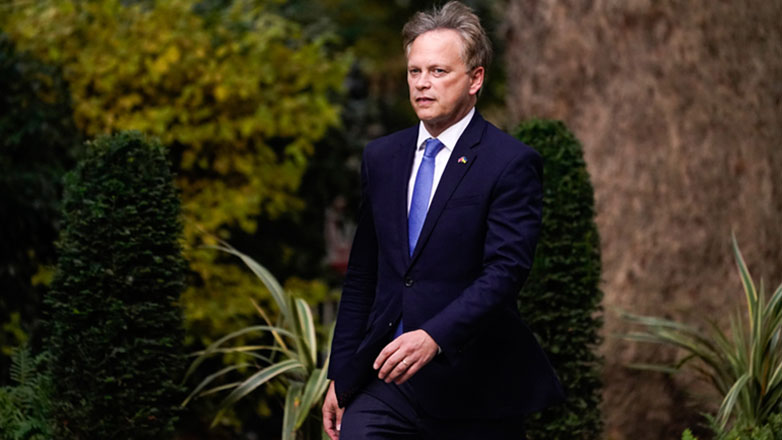 Βρετανία: Ο υπουργός Άμυνας Γκραντ Σαπς έχασε τη βουλευτική του έδρα