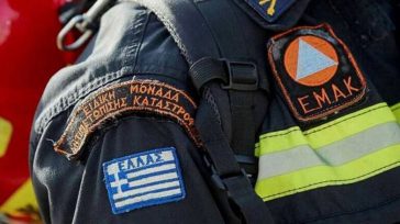 Επιχείρηση της ΕΜΑΚ για τη μεταφορά 50χρονης τουρίστριας από ορειβατικό μονοπάτι