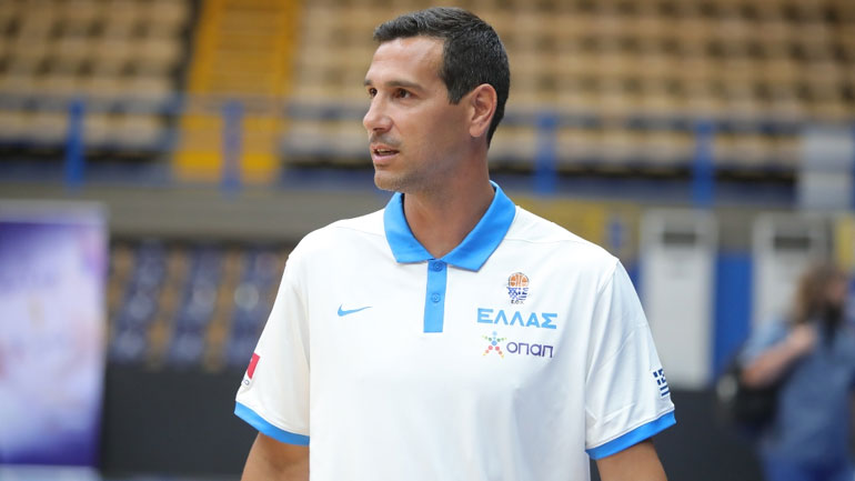 Ζήσης: «Είμαι πολύ χαρούμενος και υπερήφανος γι’ αυτά τα παιδιά»