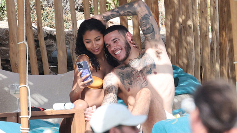 Lonzo Ball: Απολαμβάνει τις διακοπές του στη Μύκονο μαζί με τη σύντροφό του Ally Rossel