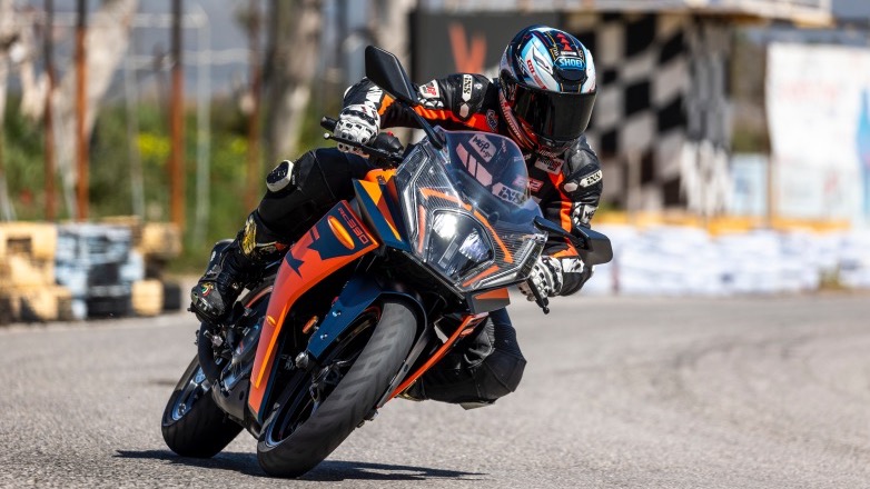 Ιδανικό ξεκίνημα για την πίστα η KTM RC 390
