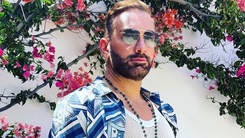 Νίκος Κοκλώνης: Διακοπές στη Μύκονο μετά το τέλος της τηλεοπτικής σεζόν