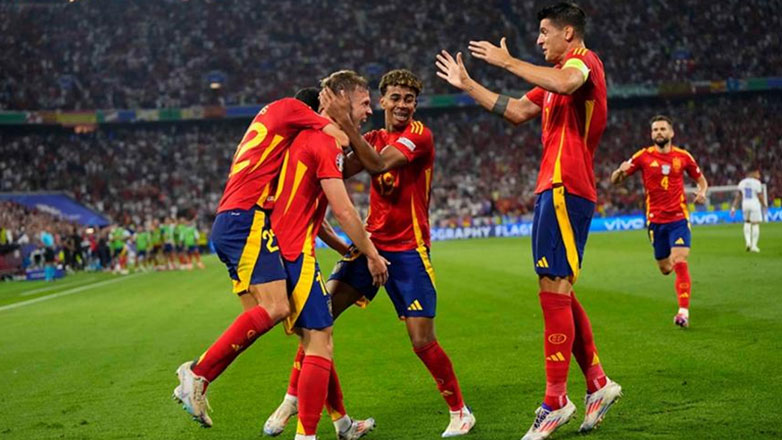 Στον τελικό του Euro η Ισπανία, 2-1 τη Γαλλία