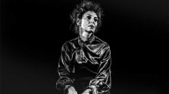 «Το Πορτρέτο» της Δήμητρας Παπαδήμα σε σκηνοθεσία Θαλασσινής Βοσταντζόγλου στο Κηποθέατρο Παπάγου