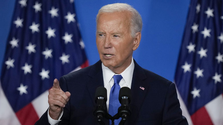 Ο Τζο Μπάιντεν δίνει έκτακτη συνέντευξη Τύπου εν μέσω πιέσεων να αποχωρήσει από τις εκλογές