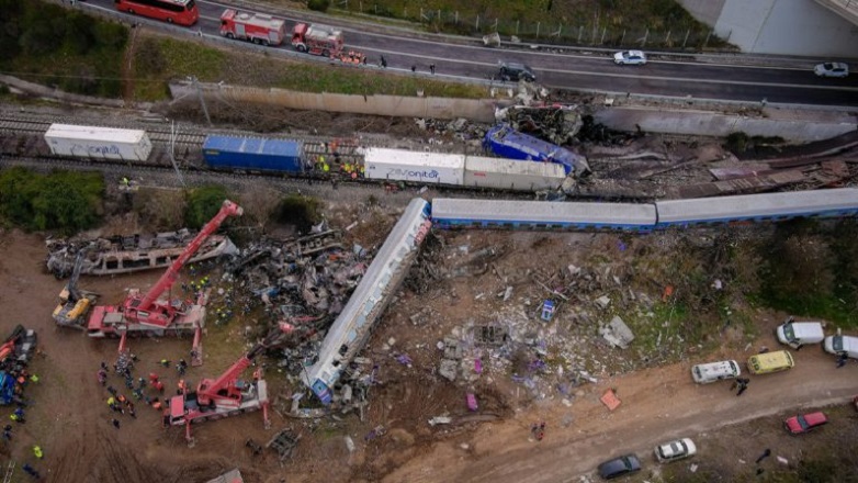 Δυστύχημα στα Τέμπη: Ειδικοί μεταλλουργοί θα εξετάσουν το κοντέινερ της εμπορικής αμαξοστοιχίας