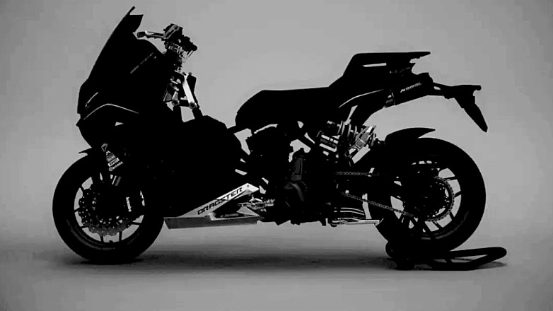 Italjet Dragster 700 Twin: μοτοσυκλέτα ή σκούτερ;