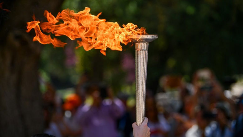 Παρίσι 2024: Η Ολυμπιακή Φλόγα φτάνει στο Παρίσι και οι Αγώνες… ξαναρχίζουν