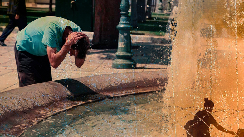 Στον «φούρνο» με 42 βαθμούς τις επόμενες επτά ημέρες η χώρα