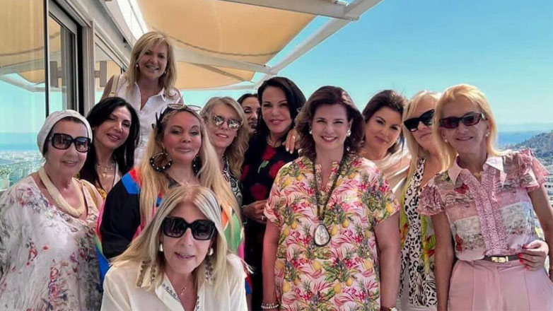 Σίσσυ Παπαγεωργίου: Ένα ξεχωριστό lunch στο εστιατόριο του St.George Lycabettus με επώνυμες καλεσμένες για τα γενέθλιά της