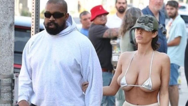 Μπιάνκα Σενσόρι: Έκανε βόλτα στο Λος Άντζελες φορώντας ένα μικροσκοπικό μπικίνι