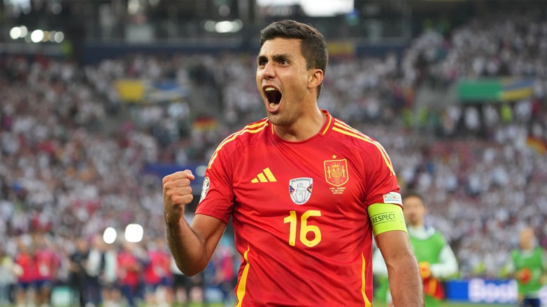 Ρόδρι: «Το ισπανικό ποδόσφαιρο αξίζει έναν νικητή της “Χρυσής Μπάλας”»