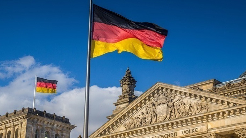 Γερμανία: Η κυβέρνηση απέρριψε εκ νέου το ενδεχόμενο παράδοσης μαχητικών αεροσκαφών στην Ουκρανία