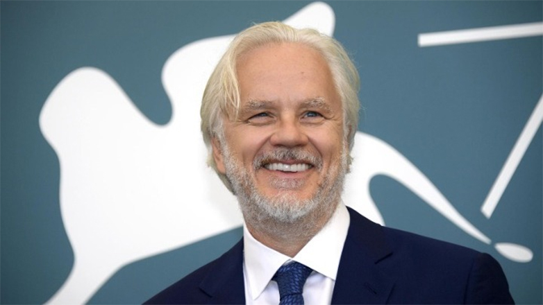 Τιμ Ρόμπινς: Απάντησε σε όσους παραλληλίζουν την ταινία του, Bob Roberts, με την απόπειρα δολοφονίας κατά του Τραμπ