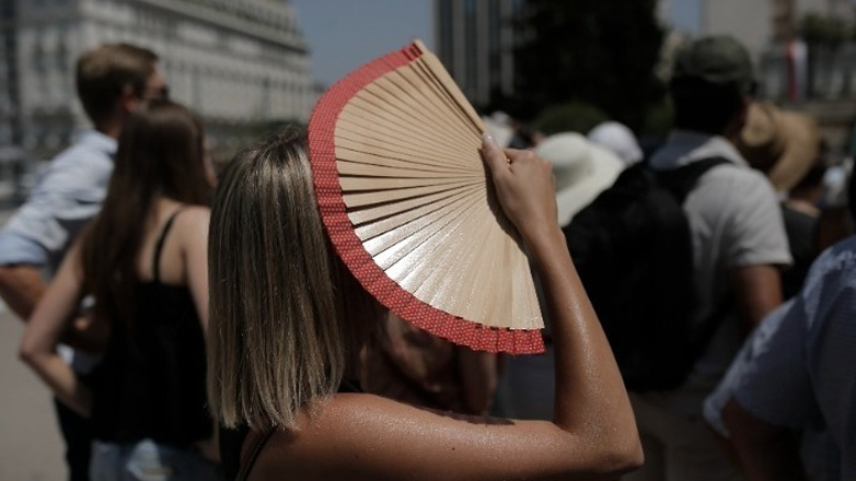 Καύσωνας: Πώς θα λειτουργήσουν δημόσιος και ιδιωτικός τομέας