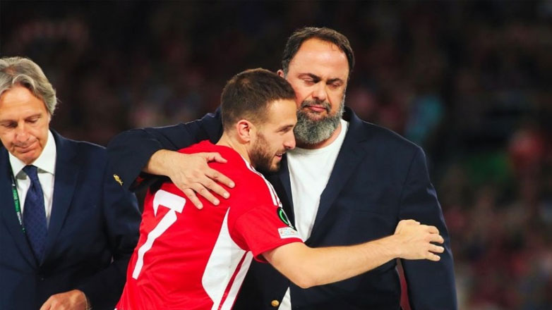 Φορτούνης σε Μαρινάκη: «Φεύγω με βάρος στην καρδιά, σε ευχαριστώ για όλα»