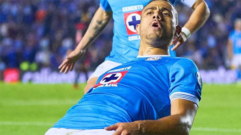 Με δύο γκολάρες ο Γιακουμάκης υπέγραψε τη νίκη 3-0 της Κρουζ Αζούλ