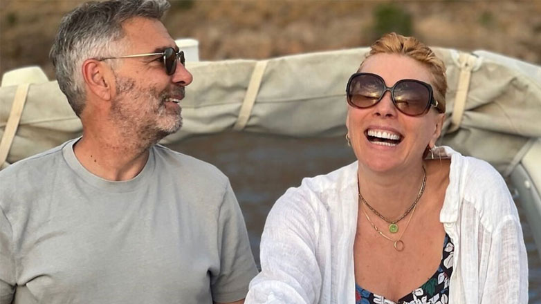 Σμαράγδα Καρύδη: Ξέγνοιαστες στιγμές στο σκάφος του Θοδωρή Αθερίδη