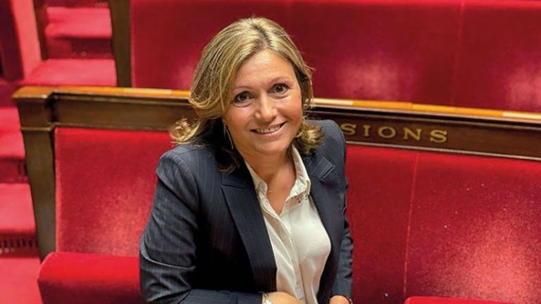 Η Γιαέλ Μπραούν-Πιβέ, από το κόμμα του προέδρου Μακρόν, επανεξελέγη πρόεδρος της γαλλικής Εθνοσυνέλευσης