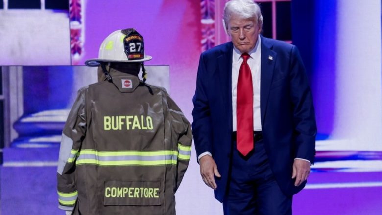 Ο Τραμπ, η στολή του Πυροσβέστη και οι συμβολικοί επίδεσμοι των συνέδρων