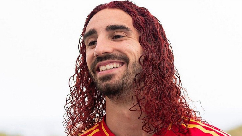 Ο Κουκουρέγια κράτησε την υπόσχεσή του κι έγινε… κοκκινομάλλης!