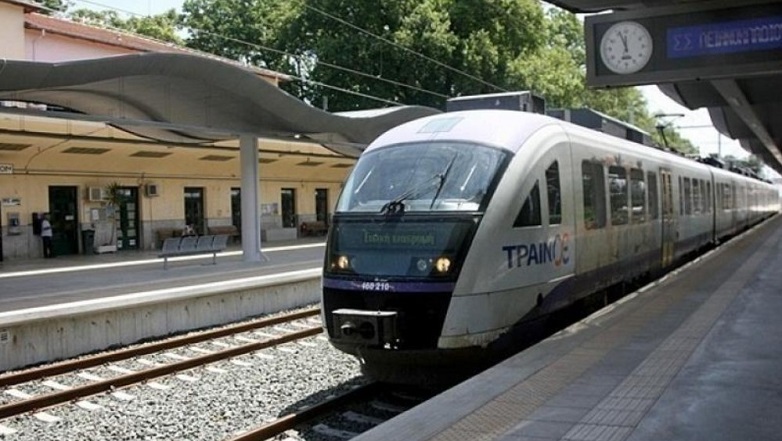 Μηχανική βλάβη σε αμαξοστοιχία της Hellenic Train από εμπόδιο στη διαδρομή