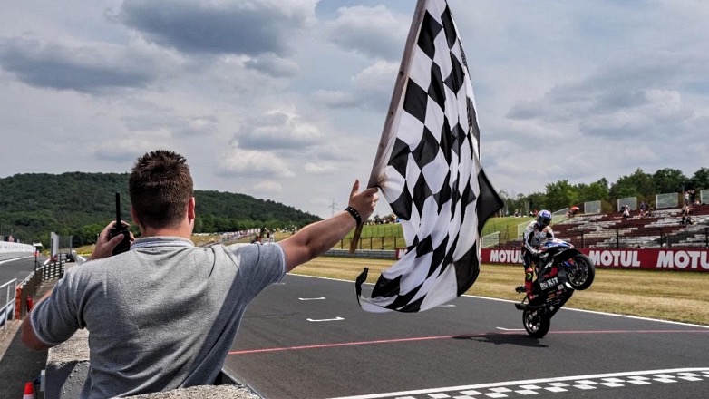 WorldSBK Most: O Razgatlioglu ασταμάτητος με 8 συνεχόμενες νίκες