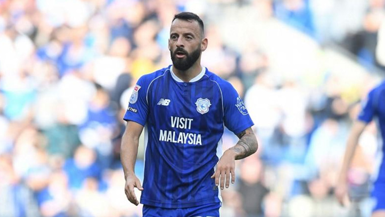 Φιλική νίκη για την Κάρντιφ των Σιώπη, Γούτα με 3-0 επί του Αμβούργου