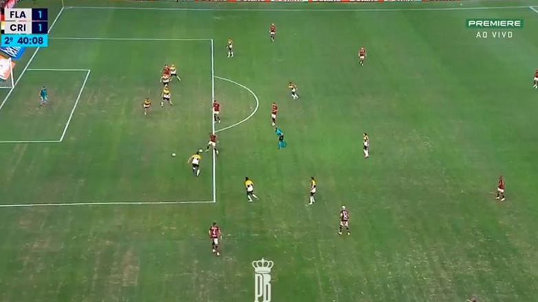 Απίστευτο πέναλτι στο παιχνίδι Φλαμένγκο-Κρισιούμα: Κι όμως, ο διαιτητής έπραξε σωστά!