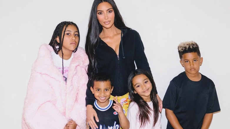 Η Kim Kardashian αποκάλυψε πως ένας από τους γιους της έχει λεύκη