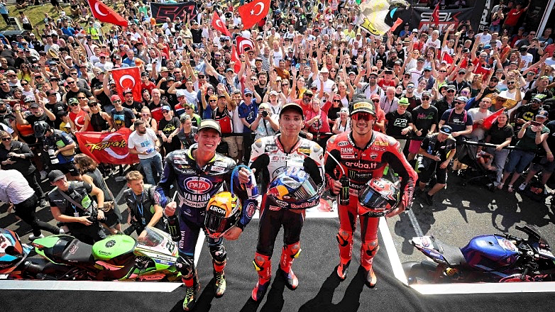 WorldSBK Most: 10 συνεχόμενες νίκες για τον Razgatlioglu