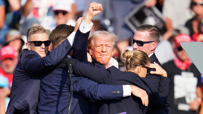 «Αποτύχαμε», παραδέχθηκε η διευθύντρια της Secret Service σχετικά με την επίθεση εναντίον του Ντ. Τραμπ