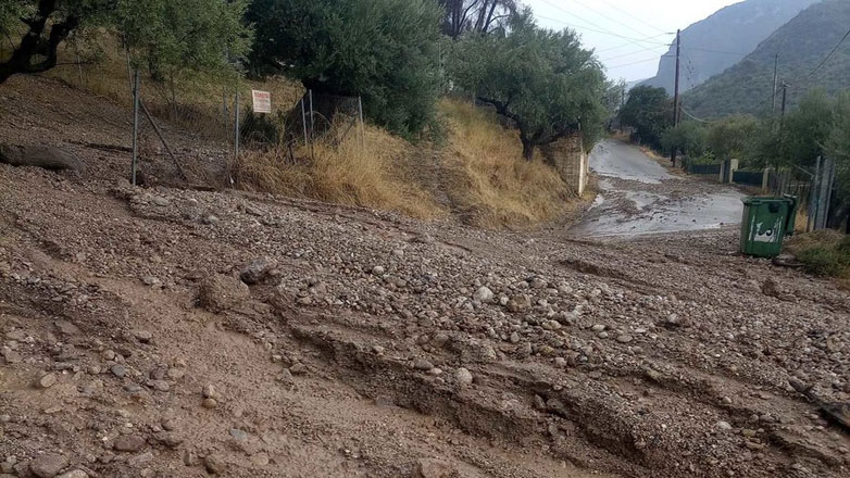Προβλήματα στην περιοχή της Αιγιάλειας από την έντονη βροχόπτωση