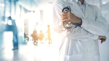 Λάρισα: Ένοχος για δωροληψία καρδιοχειρουργός του Πανεπιστημιακού Γενικού Νοσοκομείου