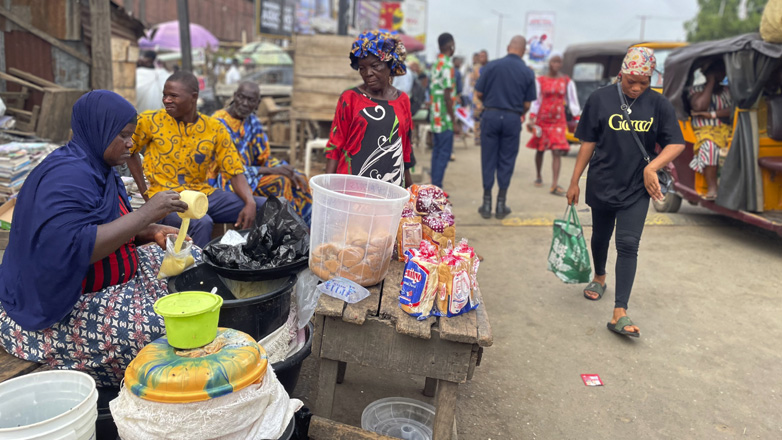 Η Νιγηρία διπλασιάζει τον κατώτερο μισθό –  Θα φθάσει τα 39,60 ευρώ